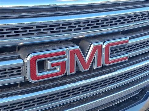 Used 2018 GMC Canyon SLE w/ SLE Convenience Package image 30