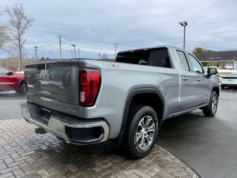 Used 2023 GMC Sierra 1500 SLE image 9