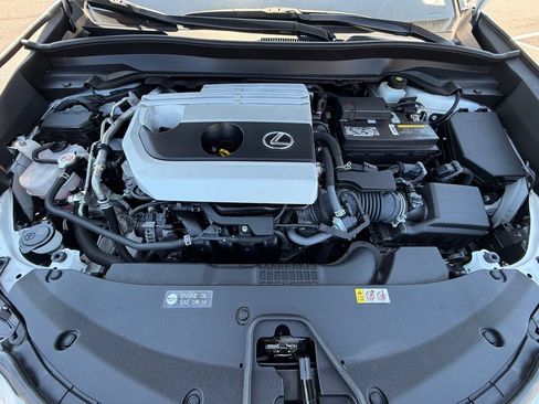 Used 2020 Lexus UX 200 w/ Accessory Package 2 FWD image 9