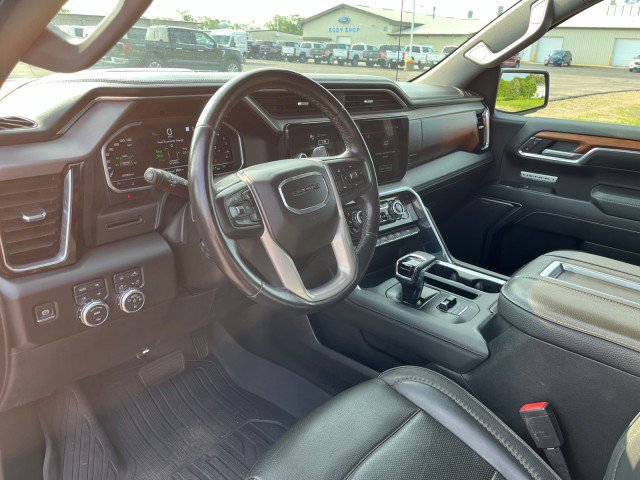 Used 2022 GMC Sierra 1500 Denali AWD/4WD image 11