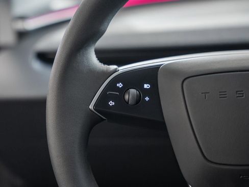 Used 2025 Tesla Model 3 Long Range image 28