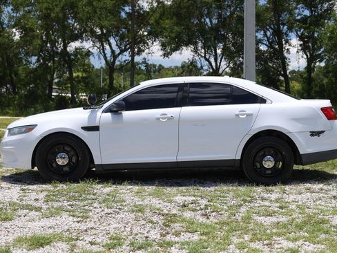 Used 2013 Ford Taurus Police Interceptor FWD image 3