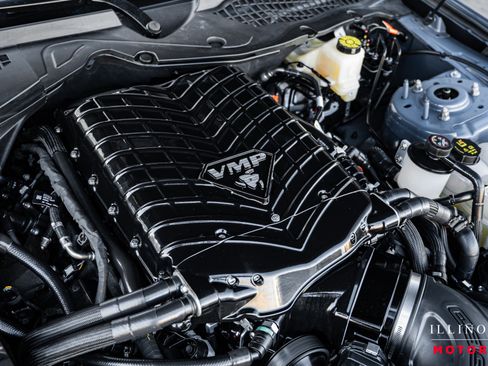 Used 2025 Ford Mustang GT Premium image 33