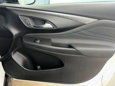 Certified 2024 Buick Envista Sport Touring w/ Convenience I Package image 29