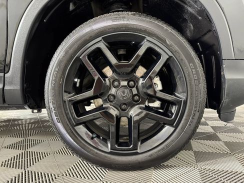 Used 2024 Honda Passport Black Edition image 51