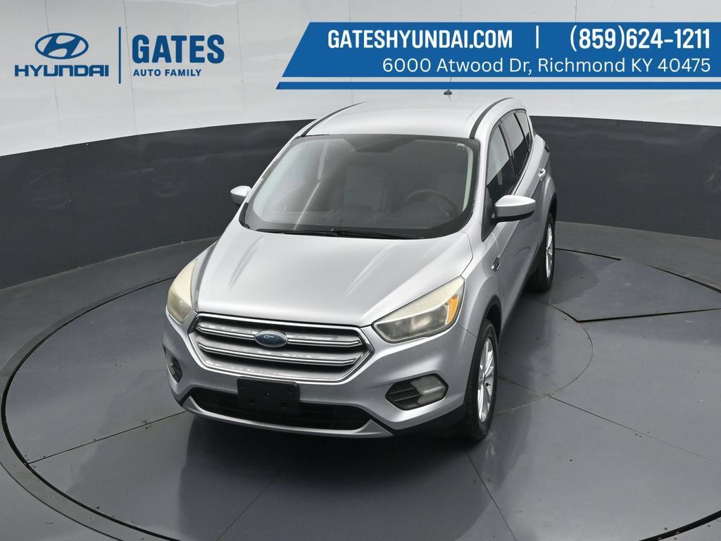 Used 2017 Ford Escape SE AWD/4WD image 48