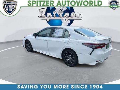 Used 2023 Toyota Camry SE w/ Cold Weather Package FWD image 8
