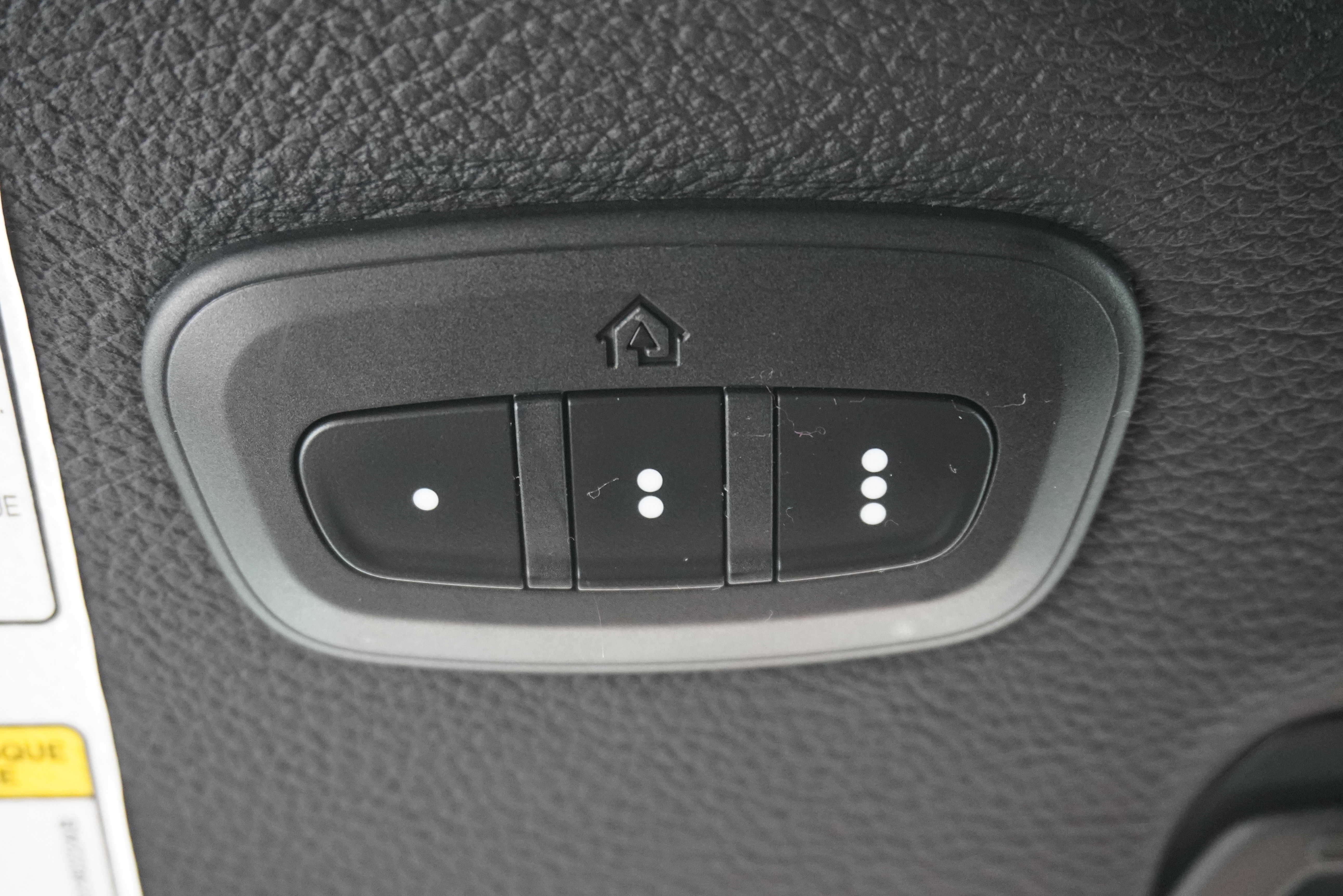 Used 2018 Jeep Wrangler Unlimited Sport S AWD/4WD image 24