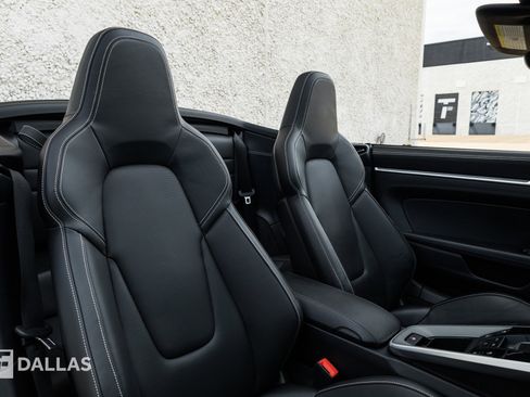 Used 2022 Porsche 911 Carrera S w/ Sport Package RWD image 31