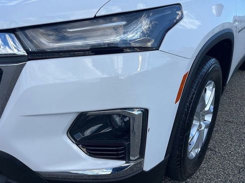 Used 2023 Chevrolet Traverse LS w/ Safety Package image 10