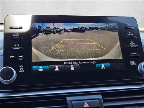 Used 2019 Honda Accord Touring image 19