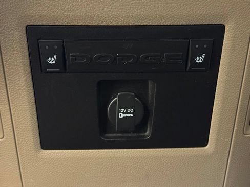 Used 2011 RAM 1500 Laramie w/ Protection Group AWD/4WD image 18