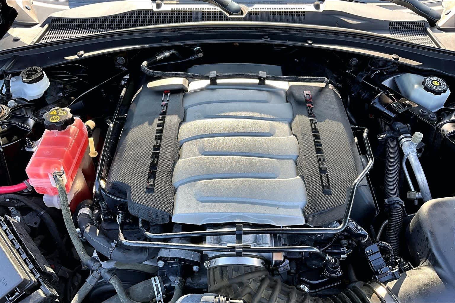 Used 2018 Chevrolet Camaro SS RWD image 33