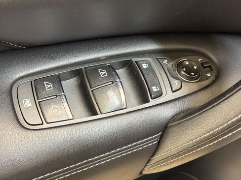 Used 2019 INFINITI QX80 Luxe AWD/4WD image 13