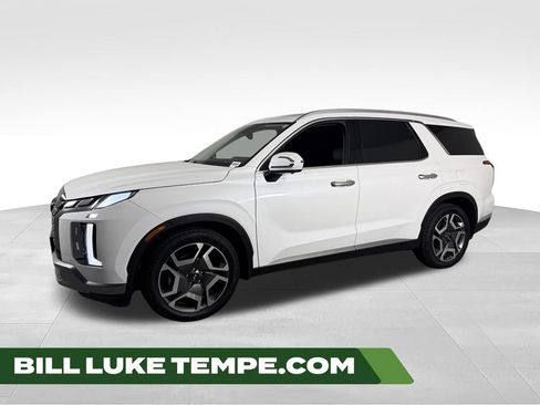 Used 2023 Hyundai Palisade Limited FWD image 1