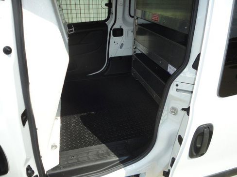 Used 2019 RAM ProMaster City Tradesman SLT image 9