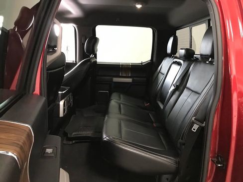 Used 2018 Ford F150 Lariat w/ Equipment Group 502A Luxury image 10