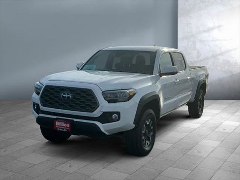 Certified 2023 Toyota Tacoma TRD Off-Road image 1