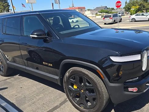 Used 2024 Rivian R1S Adventure AWD/4WD image 2