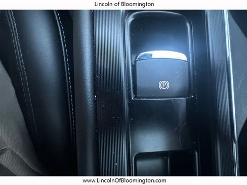 New 2025 Lincoln Corsair AWD w/ Equipment Group 101A image 33