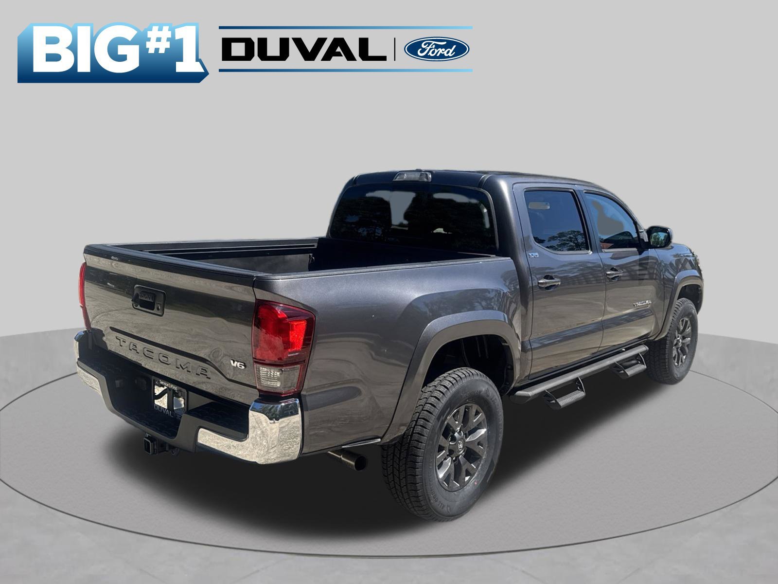 Used 2021 Toyota Tacoma SR5 RWD image 2