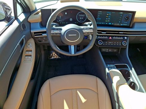 Used 2026 Hyundai Sonata Limited FWD image 11
