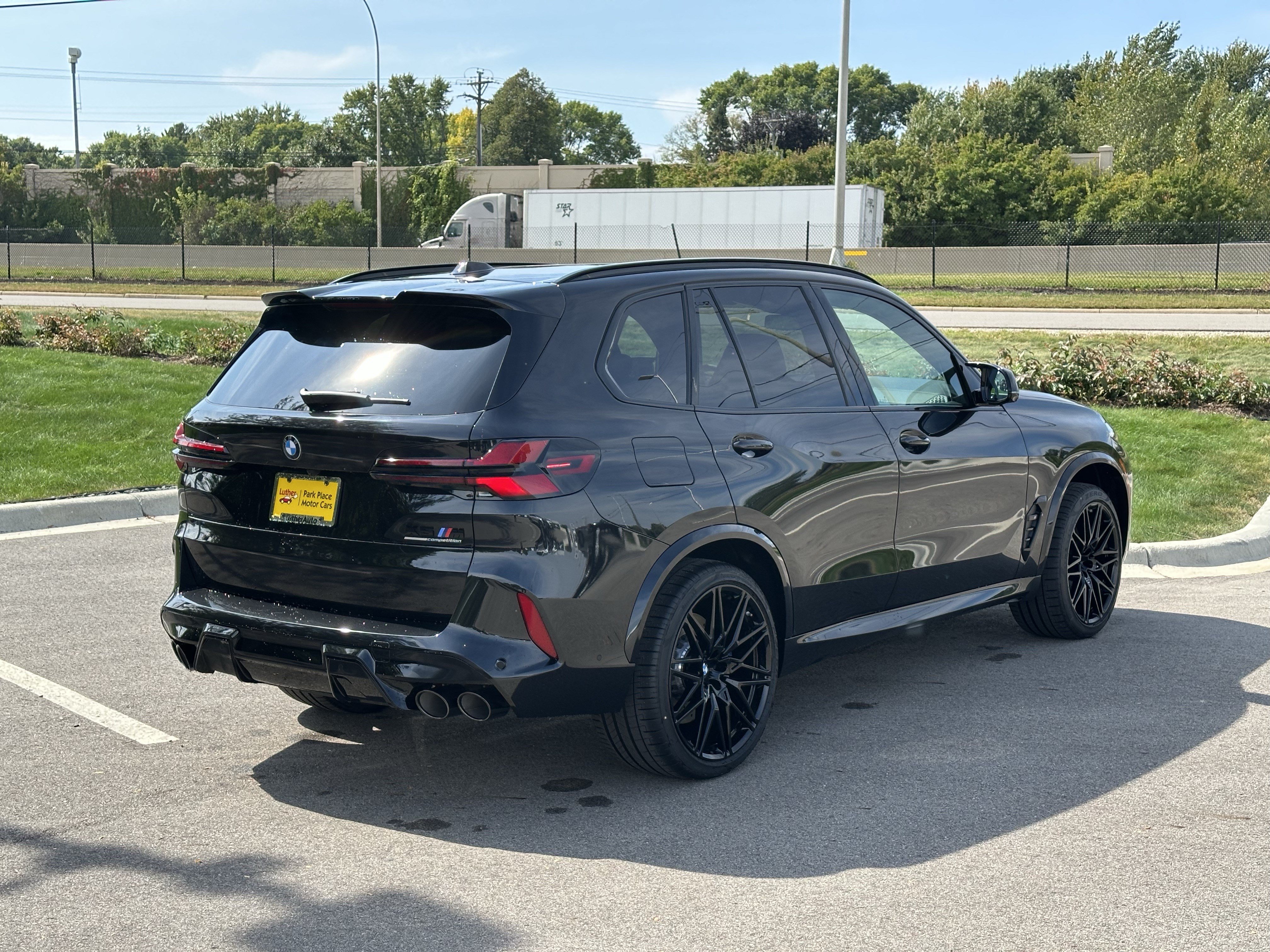 New 2026 BMW X5 M Competition w/ Executive Package AWD/4WD image 7