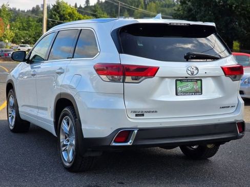 Used 2018 Toyota Highlander Limited image 5