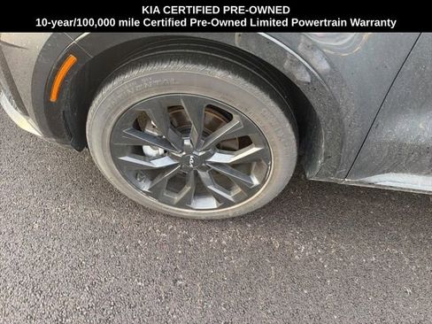 Used 2023 Kia Sorento SX image 4