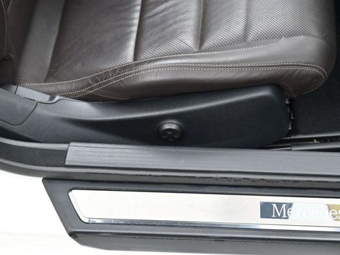 Used 2017 Mercedes-Benz E 400 Cabriolet image 28