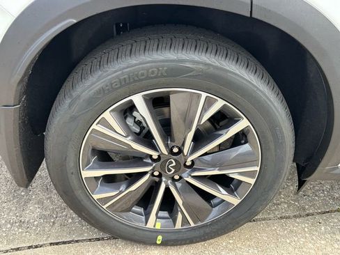 New 2026 INFINITI QX60 Luxe w/ Cargo Package FWD image 18