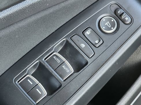 Used 2023 Honda Civic Sport image 22