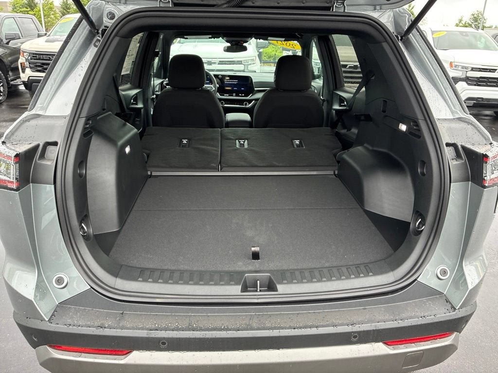 New 2027 Chevrolet Equinox LT AWD/4WD image 21