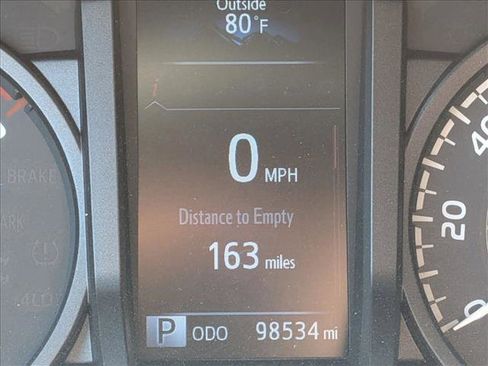 Used 2016 Toyota Tacoma TRD Sport w/ Towing Package image 10