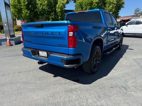 Used 2024 Chevrolet Silverado 1500 Custom w/ Turbomax Blackout Package RWD image 8