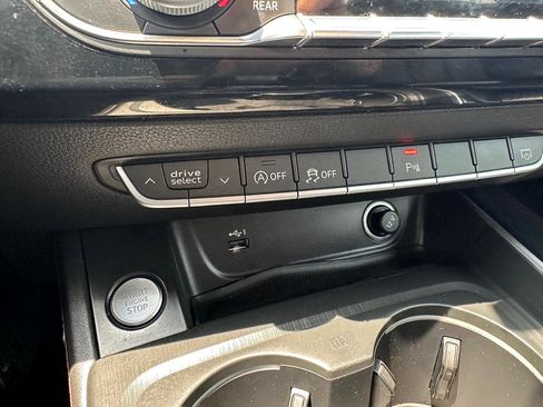 Used 2018 Audi A4 2.0T Premium Plus w/ Premium Plus Package image 34