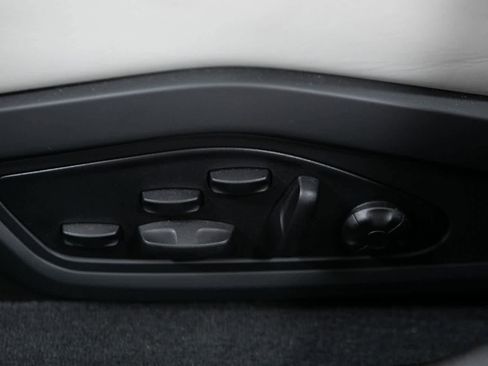 Certified 2024 Porsche Taycan GTS image 17