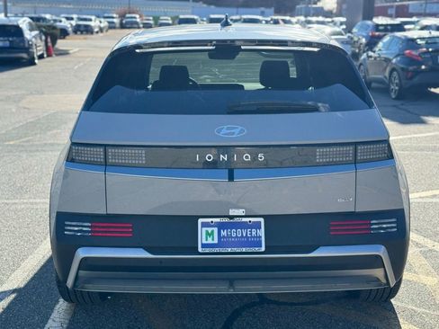 New 2026 Hyundai Ioniq 5 SEL image 4