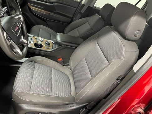 Used 2023 GMC Acadia SLE w/ Driver Convenience Package image 12