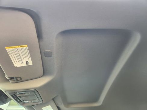 Used 2024 GMC Sierra 1500 Elevation image 26