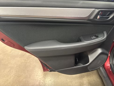 Used 2019 Subaru Outback 2.5i Premium w/ Popular Package #2 image 32