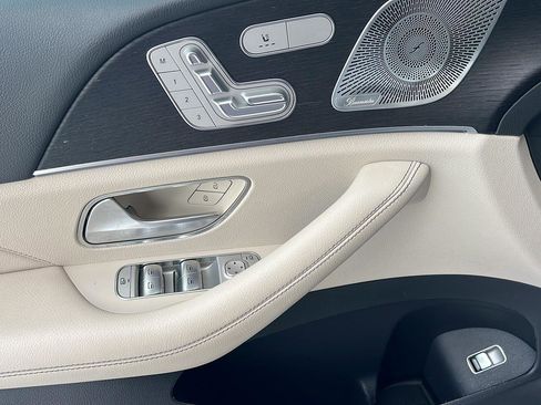 Used 2020 Mercedes-Benz GLE 350 4MATIC image 33