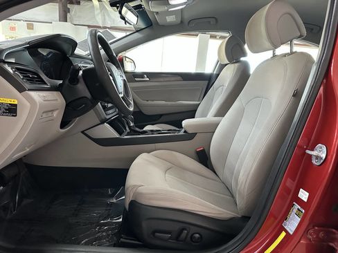 Used 2017 Hyundai Sonata Sport image 11