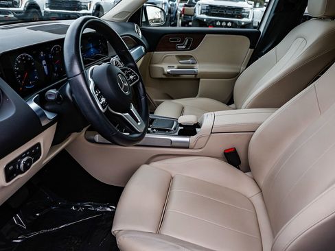 Certified 2022 Mercedes-Benz GLB 250 4MATIC image 19