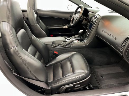 Used 2010 Chevrolet Corvette Convertible w/ Preferred Equipment Group image 37