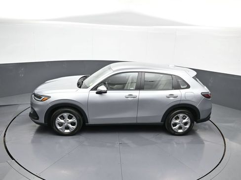 Certified 2024 Honda HR-V LX image 39