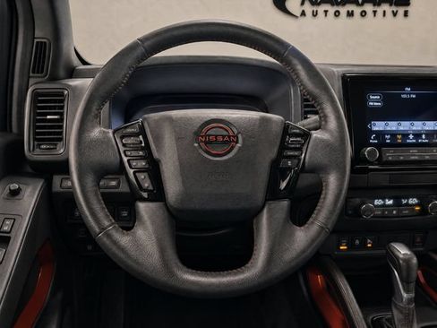Used 2022 Nissan Frontier Pro-X RWD image 13