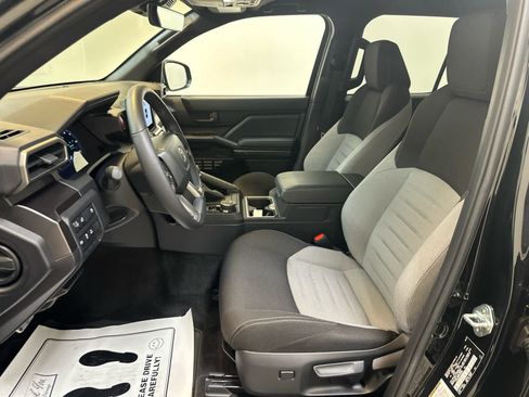 Used 2025 Toyota 4Runner TRD Sport image 4