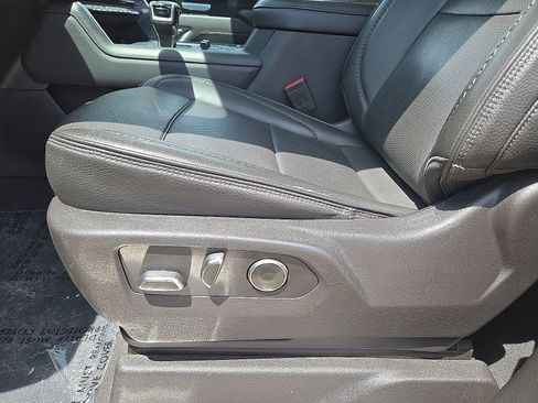 Used 2024 GMC Sierra 1500 Denali w/ Technology Package AWD/4WD image 24