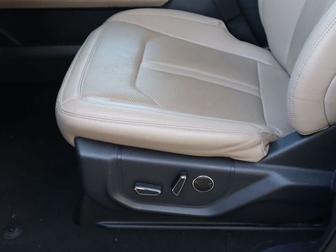 Used 2024 Ford Expedition Limited AWD/4WD image 15